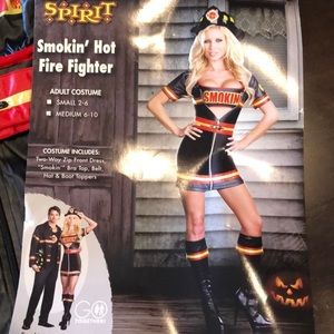 Firefighter Women’s Halloween Costume with hat